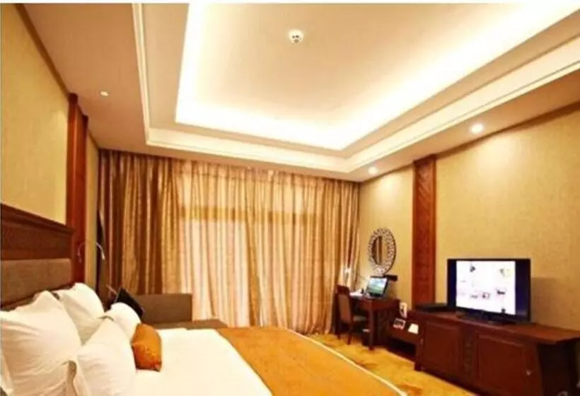 キングサイズベッドのスタンダードルーム, Ramada Plaza By Wyndham Xishuangbanna South