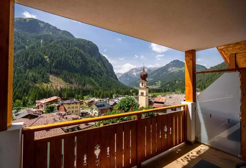 سوییت جونیور, Cesa Tyrol