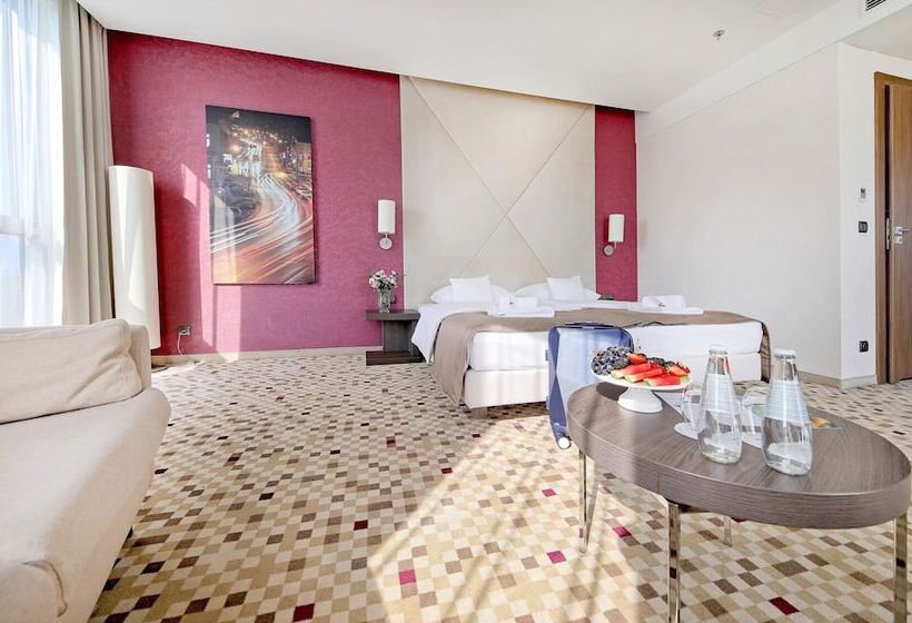 اتاق لوکس, Rzeszow