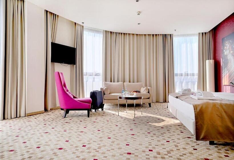 اتاق لوکس, Rzeszow