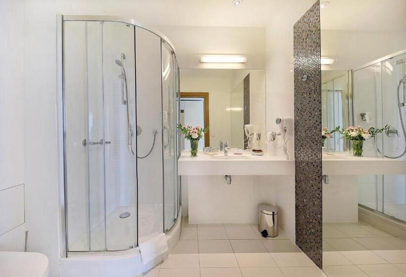 اتاق لوکس, Rzeszow