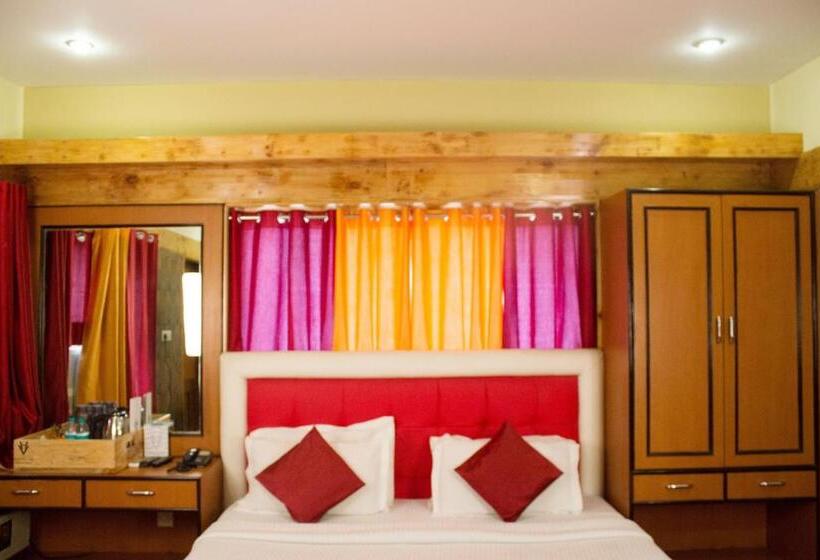 标准间, Varuna Varanasi