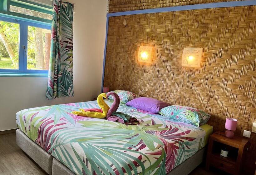 سوییت, Linareva Moorea Beach Resort