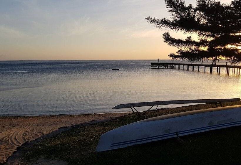 استودیوی استاندارد, Linareva Moorea Beach Resort