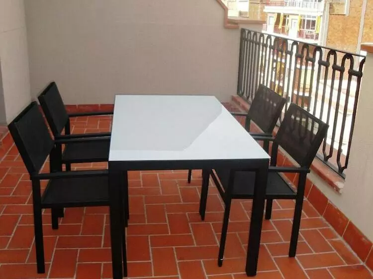 استودیوی استاندارد, Pierre & Vacances Barcelona Sants
