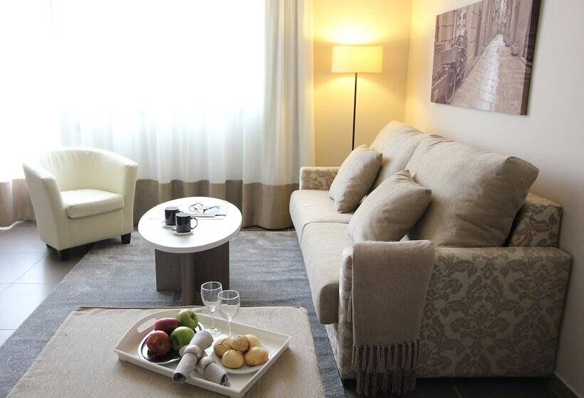 Апартаменты 1 Спальня, Pierre & Vacances Barcelona Sants
