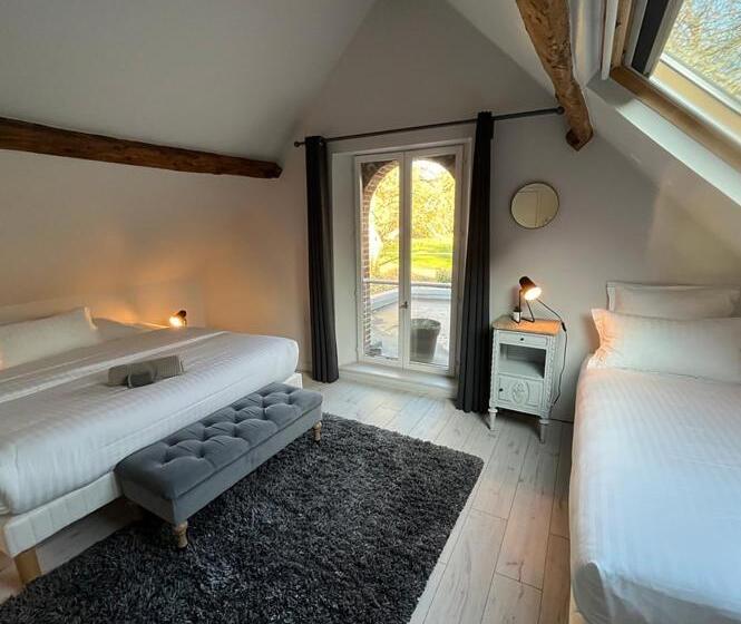 Дом 3 Спальни, Le Petit Château De Conteville