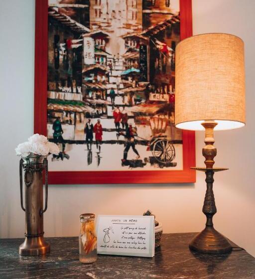 Вилла с 1 спальней и бассейном, Le Petit Château De Conteville