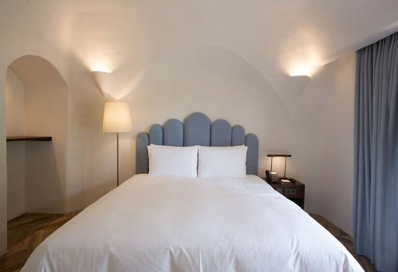 キングサイズベッドのスーペリアルーム, Ecoland