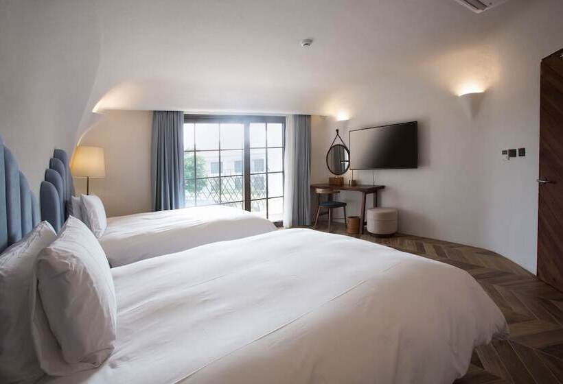 Suite Premium, Ecoland