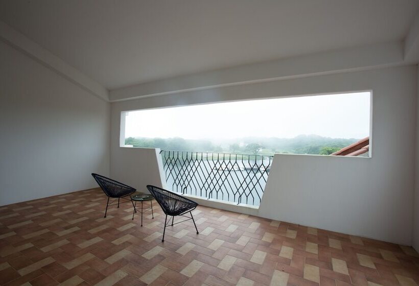 Suite Premium, Ecoland
