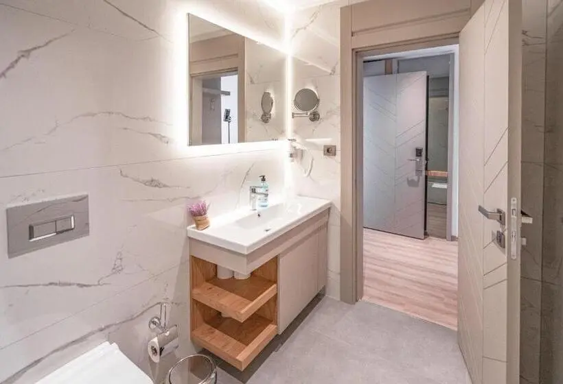 Triple Room Sea View, New Safir Apart
