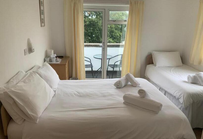 غرفة قياسية ثلاثية مزودة بشرفة, St Merryn