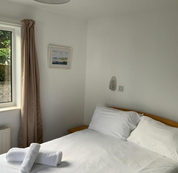 غرفة قياسية, St Merryn