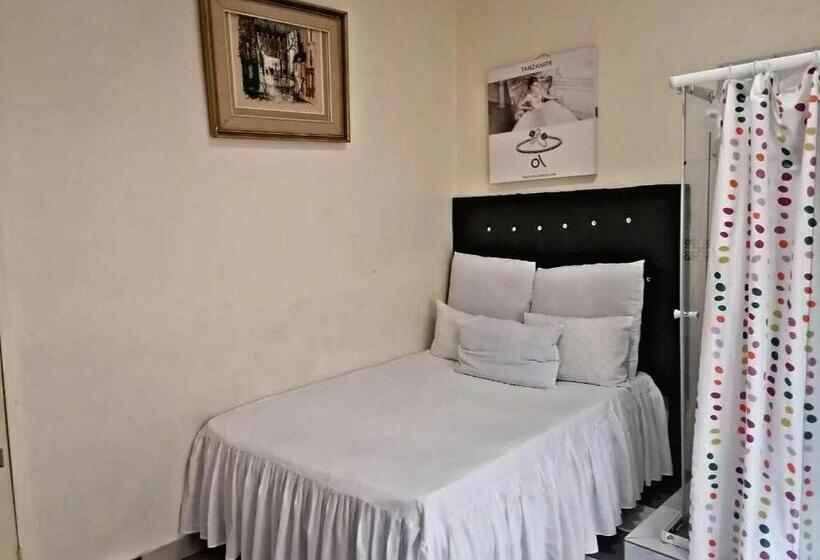 سوئیت با تخت بزرگ, Valleycenter Guesthouse