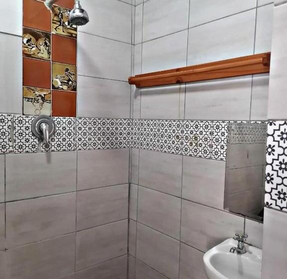 سوئیت با تخت بزرگ, Valleycenter Guesthouse