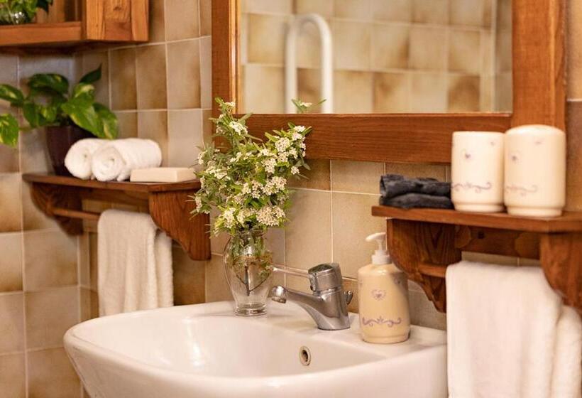 استودیوی استاندارد, Agriturismo Lapievuccia