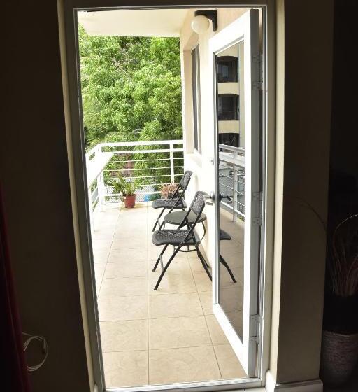 اتاق خانوادگی, The President Room 5 Minutes To Devon House 6 Strathairn Avenue Kingston