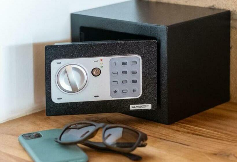 オーシャンビューデラックススイート, Bamboo Zanzibar