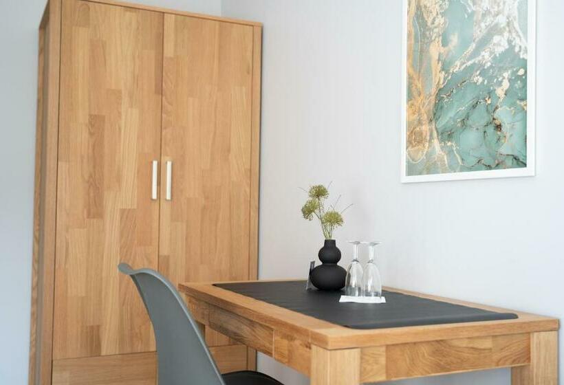 이코노미 싱글 룸, Garni Moers