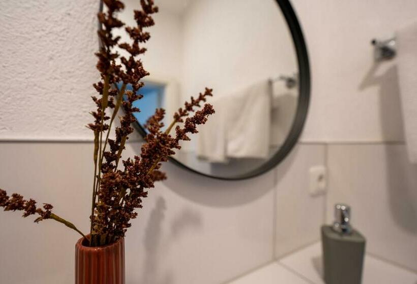 이코노미 싱글 룸, Garni Moers