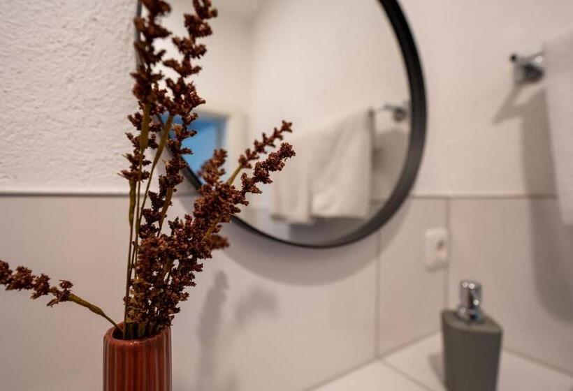 스탠다드 룸 공동 욕실, Garni Moers