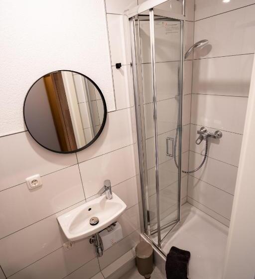 트리플 클래식 룸, Garni Moers