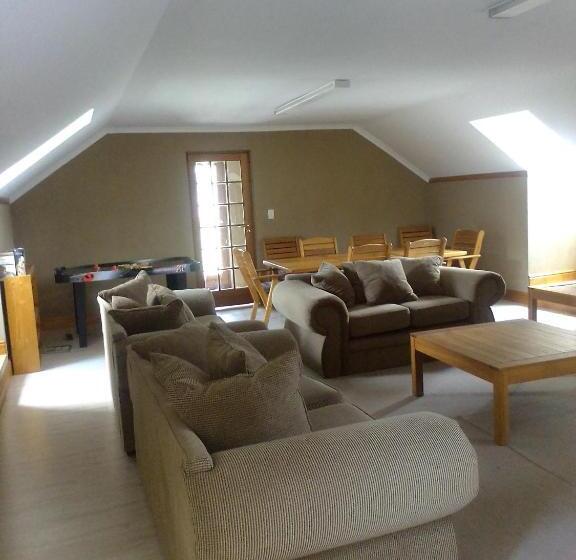 Maison 4 Chambres, Soloko Game Farm