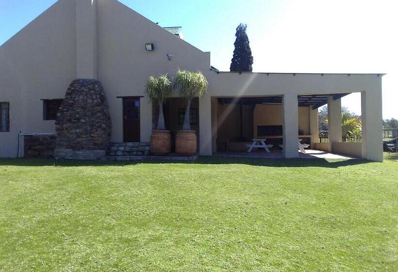 Maison 4 Chambres, Soloko Game Farm