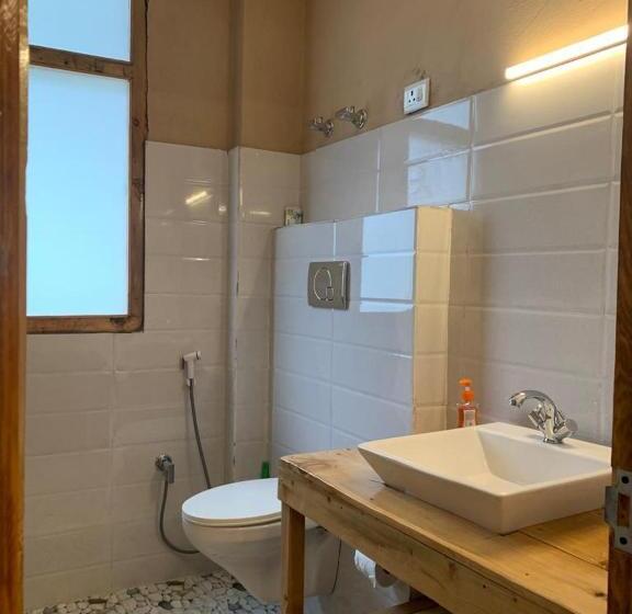 マウンテンビュースタンダードルーム, Hidab Homes