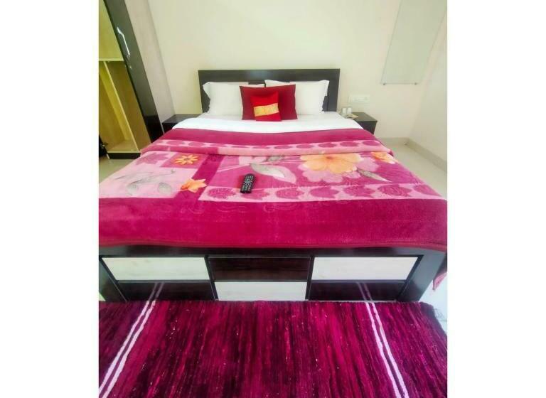 带阳台的豪华间, And Villa Samarth Palace