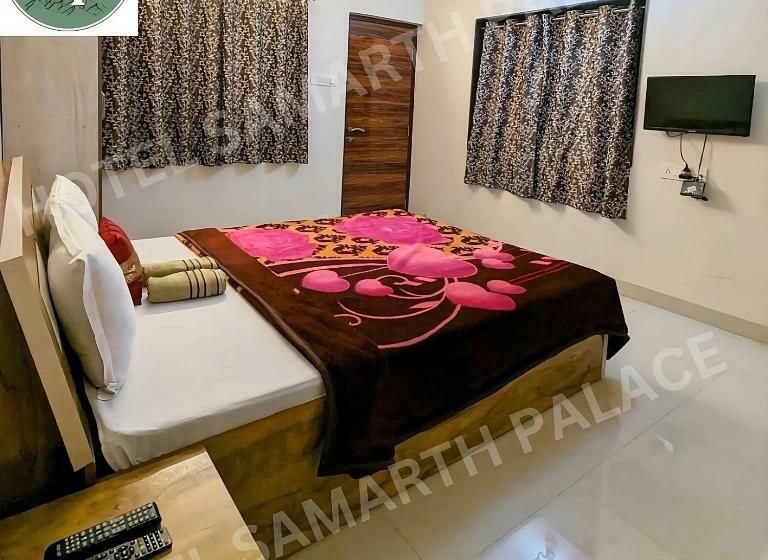 带阳台的豪华间, And Villa Samarth Palace