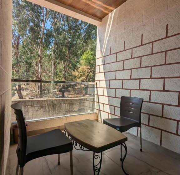 带阳台的豪华间, And Villa Samarth Palace