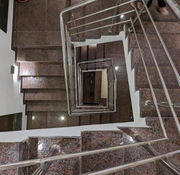 带4个卧室的公寓, And Villa Samarth Palace