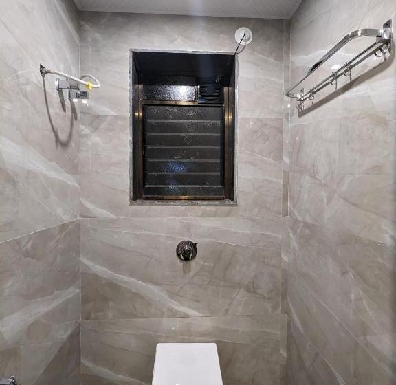 带4个卧室的公寓, And Villa Samarth Palace