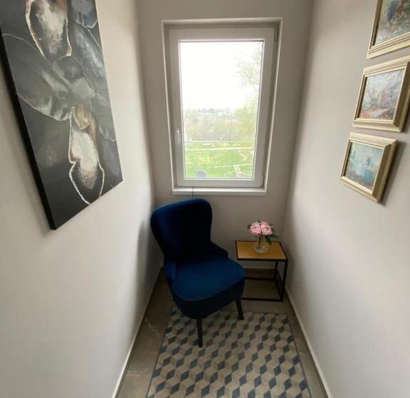 スタンダードルーム, Nm Residence