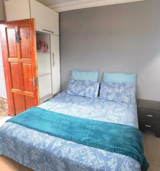 غرفة إقتصادية, Fresh Ideas Guest House