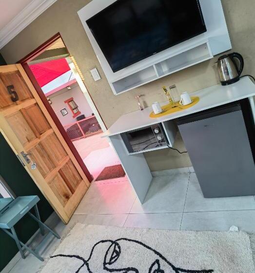 جناح ديلوكس, Fresh Ideas Guest House