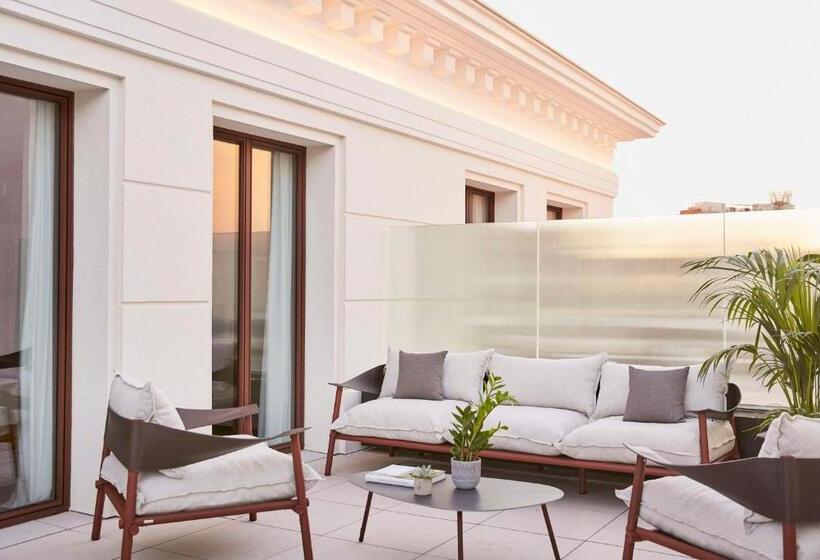 테라스 주니어 스위트, Thompson Madrid, By Hyatt