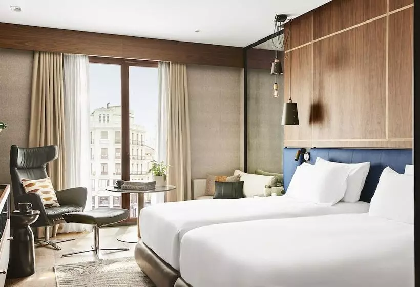 Standard Room City View