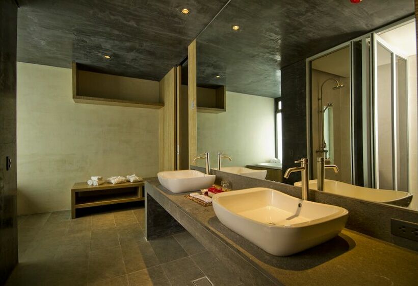 סוויטה, Amorita Resort