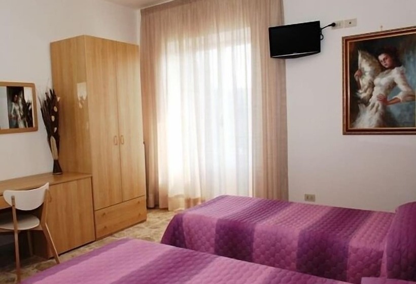 标准三人间, B&b Raggio Di Sole