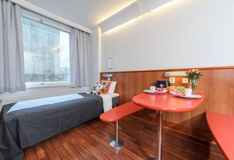 スタンダードトリプルルーム, Forenom Aparthotel Tampere