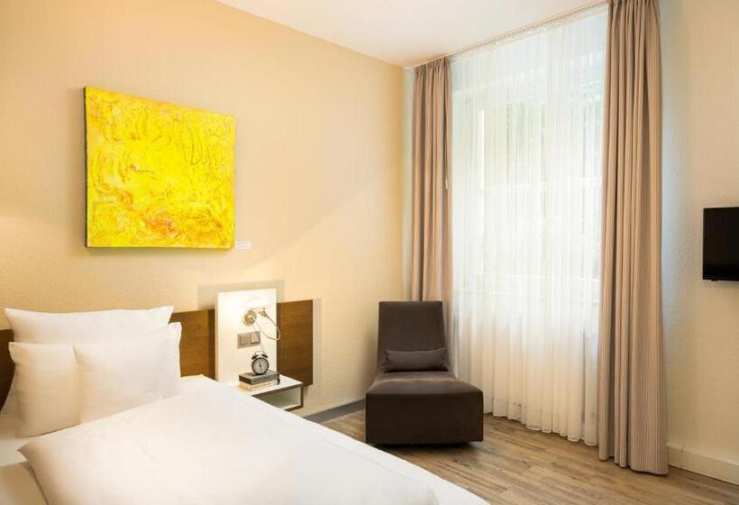 スタンダードシングルルーム, Flussbett