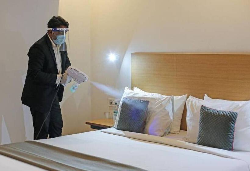 اتاق لوکس, The Fort Manor Hotel   Kochi Kerala