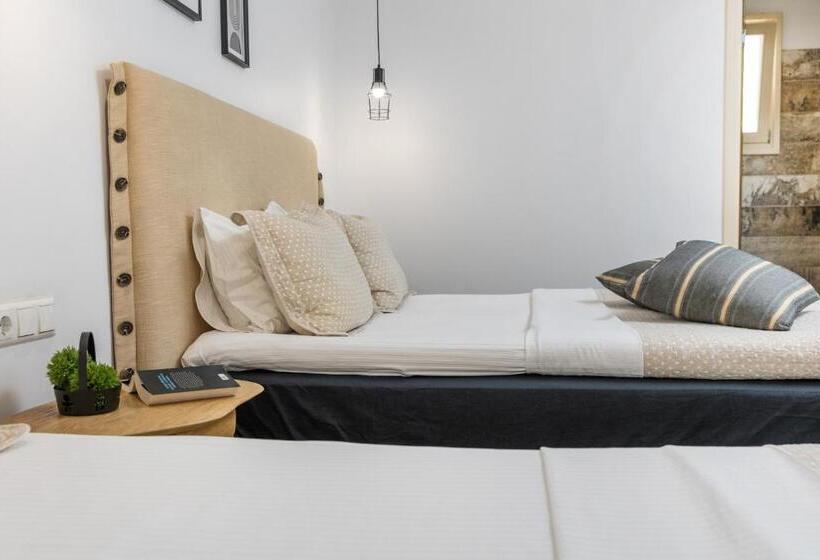 Quarto Triplo Estandar, Korali Boutique