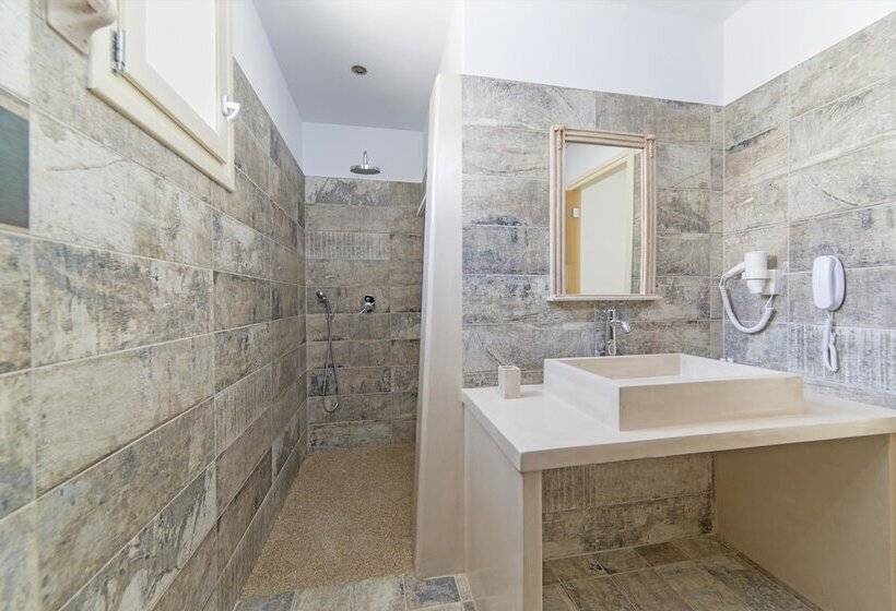 Quarto Estandar, Korali Boutique