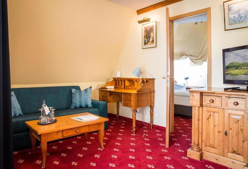 Полулюкс, Solthus Hotel&spa