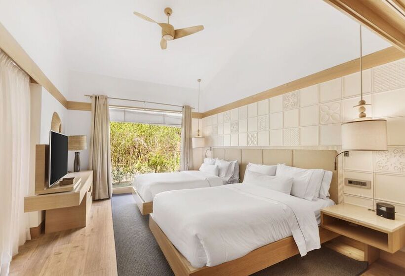 חדר פרמיום נוף לגינה, The Westin Sohna Resort & Spa