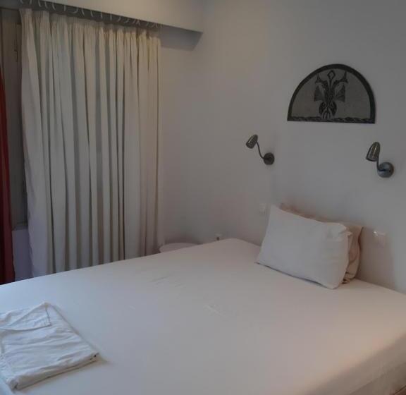 חדר יחיד בסיסי, Windmill Naxos